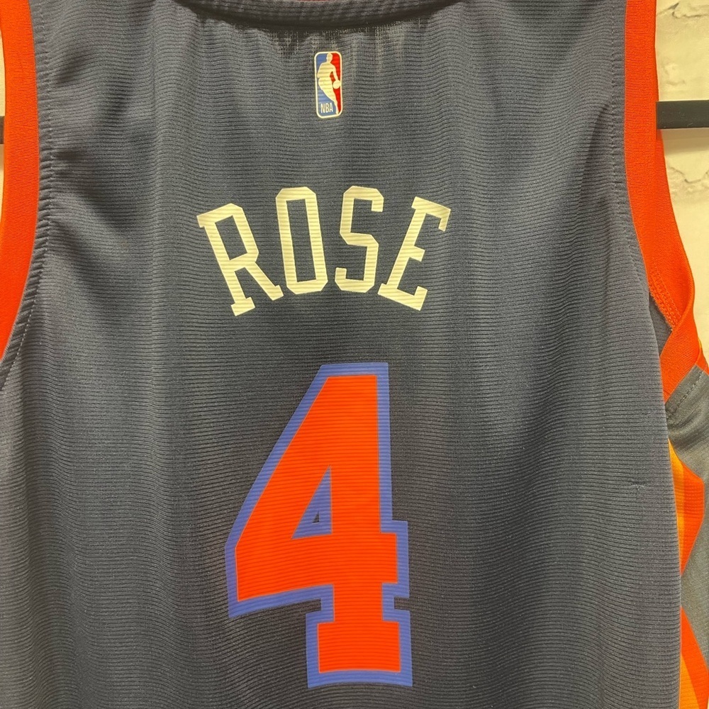 Derrick Rose New York Knicks Fanatics Youth Fast Break Player Jersey - Picture 2 of 6